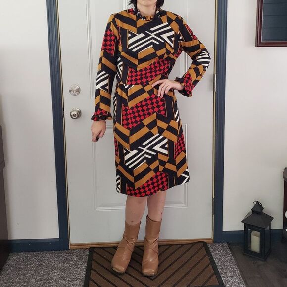 Vintage Dresses & Skirts - 60s/70s Black, Red, and Brown Geometric Print Long Sleeve Dress